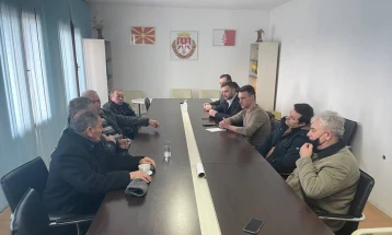 Оризопроизводителите од Кочанско на средба со градоначалниците од регионот добија поддршка за своите барања