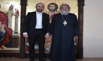Средба на повардарскиот митрополит Агатангел со градоначалникот Колев