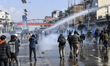 Демонстрации во Непал поради американски грант