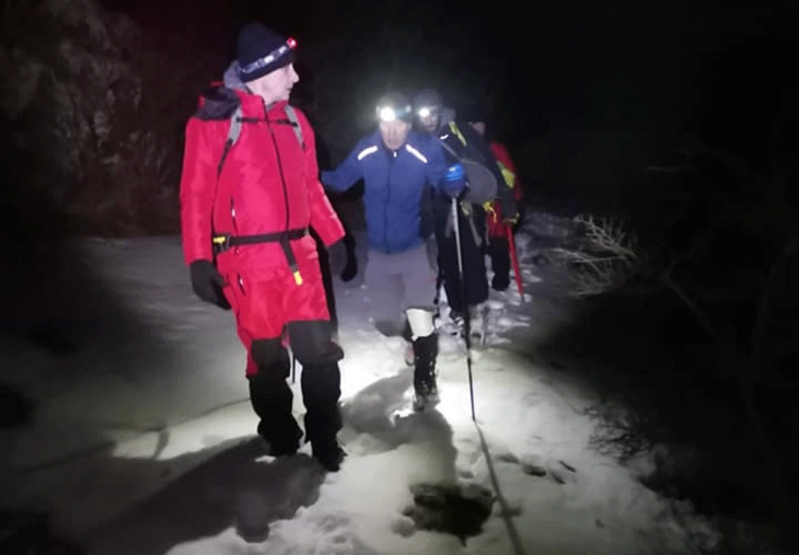Тим на ДЗС спаси двајца планинари на Шар Планина