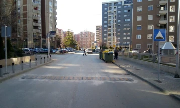 Поставена нова хоризонтална сигнализација на улица „Методија Шаторов-Шарло“