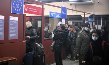 Германските и австриските железници нудат бесплатен превоз за украинските бегалци