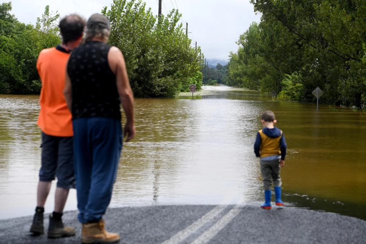 Во Австралија треба да се евакуираат 200.000 лица поради обилни дождови