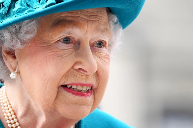 Прва средба на британската кралица Елизабета по заразата со ковид, со канадскиот премиер Трудо
