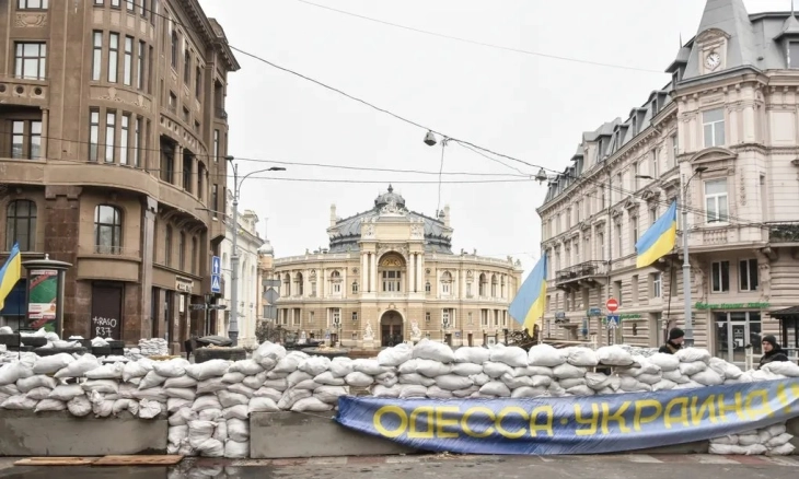 Би-Би-Си: Силни експлозии во Одеса