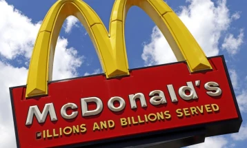 Мекдоналдс привремено затвора 850 ресторани во Русија