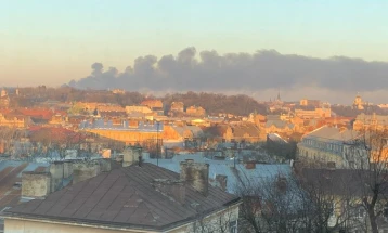 Најмалку три експлозии утрово во Лавов