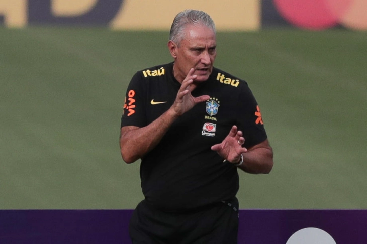 Тите ги демантираше гласините дека би можел да го преземе Арсенал