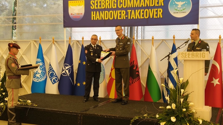 Генералот Митруцикос, нов командант на Бригадата на Југоисточна Европа стационирана во Куманово