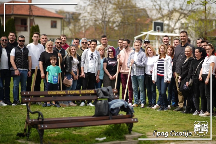 Арсовска на еколошка акција за зазеленување во Ѓорче Петров