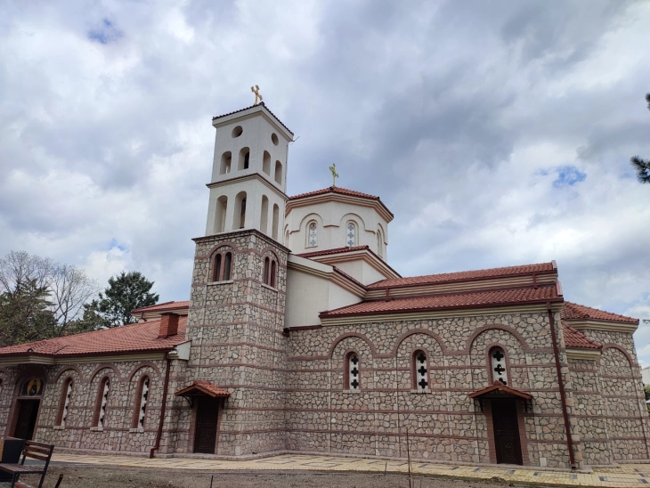 Млади православни сè повеќе пристапуваат кон исповед во црква 