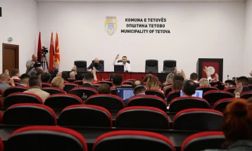 Советот на Општина Тетово не ја почна денешната седница поради немање мнозинство за дневен ред