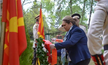 Петровска: Со почит и незаборав за четворицата припадници на Армијата кои загинаа во Вејце