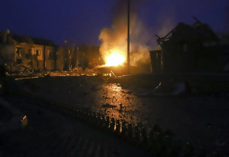 Најмалку петмина цивили загинаа при руското гранатирање во Луганск