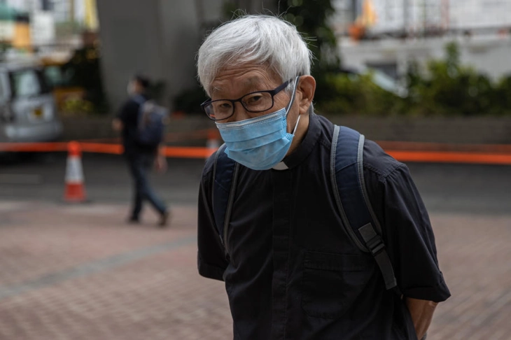 Уапсен поранешниот надбискуп на Хонг Конг