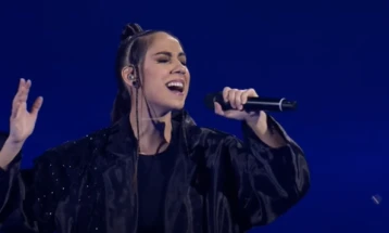 Македонската претставничка Коевска со песната „Circles“ настапи на второто полуфинале на Евровизија