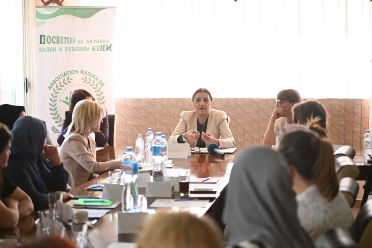 Тренчевска: Креираме политики и мерки кои овозможуваат економско зајакнување на жените од руралните средини