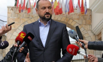 Битиќи: Ќе биде објавен список со компаниите кои направија вештачки скок на цените