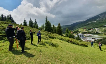 Се разгледуваат можностите за нов пат околу викенд населбата на Попова Шапка
