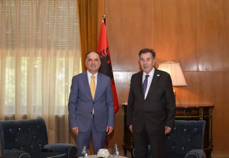 Амбасадорот Марковски се сретна со новоизбраниот албански претседател, Бегај