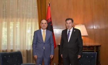 Амбасадорот Марковски се сретна со новоизбраниот албански претседател, Бегај