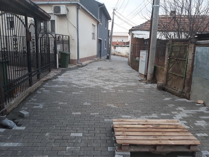 Општина Куманово избра две компании за реконструкција и санирање оштетени јавни површини и тротоари со бекатон-плочки
