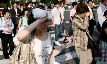 Јапонската влада апелира за заштеда на енергија поради рекордните жештини
