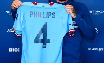 Филипс потпиша за Манчестер сити