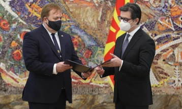 Лудва: Подготвени сме за мазно спроведување на францускиот предлог штом го одобри Скопје