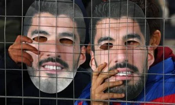 Навивачите на Национал со желба Суарез да се врати во клубот
