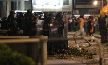 Условни казни за седуммина обвинети за настаните пред Собранието