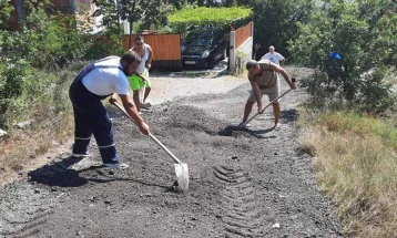 Се тампонираат уличките од населба Голеш на Тиквешко Езеро