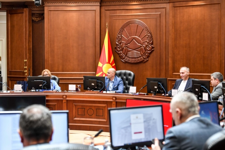 Превозот на стока меѓу Северна Македонија и Украина ќе се врши без дозволи, одлучи Владата