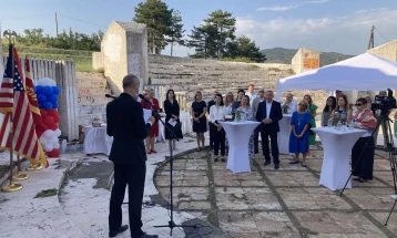 Почнува проектот за реставрација на Споменикот на слободата во Кочани со финансиска поддршка од САД