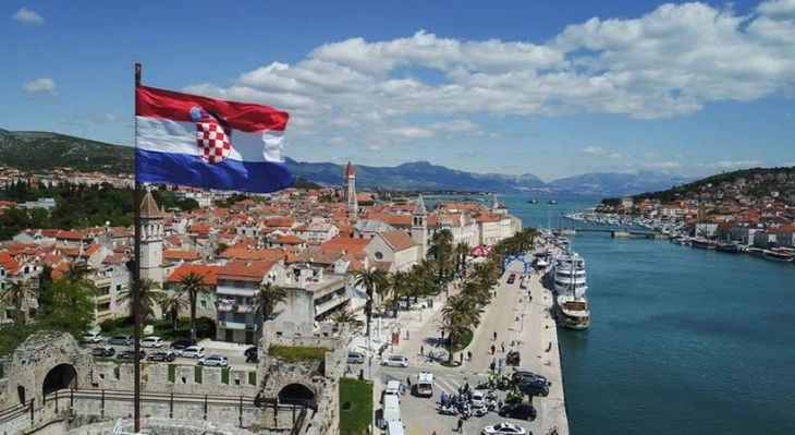 Во Хрватска годинава 14,4 милиони туристи и 82,6 милиони ноќевања
