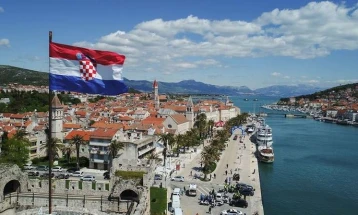 Во Хрватска годинава 14,4 милиони туристи и 82,6 милиони ноќевања