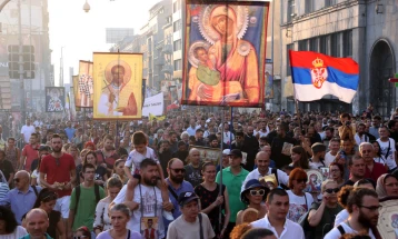 Во Белград демонстранти маршираа против Европрајд