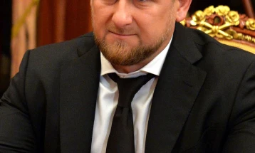 Чеченскиот лидер Кадиров се повлекува од функцијата