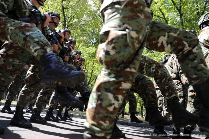 Владата донесе одлука за учество во борбената група на НАТО во Бугарија и во Романија