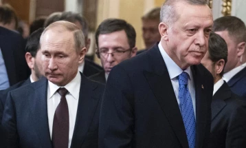 „Хуријет“: Ердоган ќе му предложи на Путин состанок со Зеленски