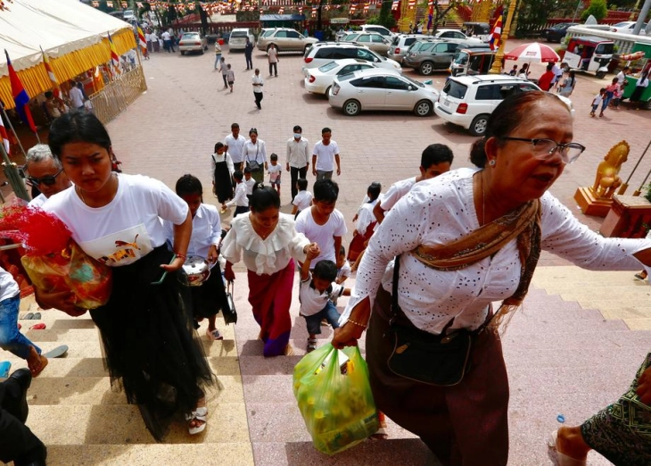 Меѓународната трговија на Камбоџа се зголеми на 37 милијарди долари од јануари до август