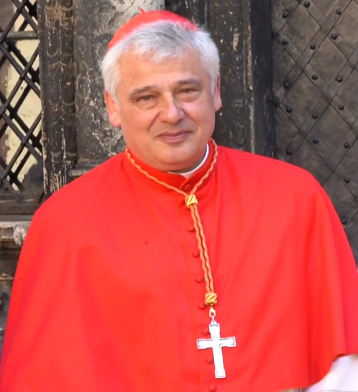 Во Украина нападнат кардиналот Крајевски додека доставувал помош