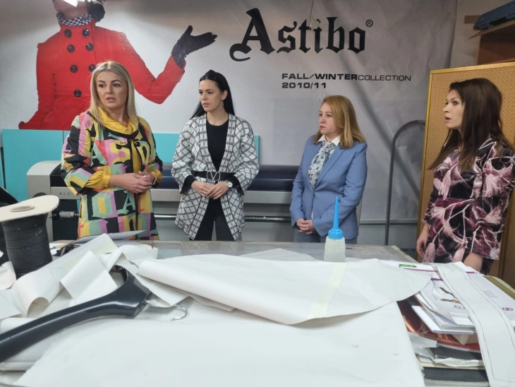 Средношколците од штипското текстилно училиште ќе дизајнираат облека со Ирина Тошева