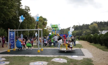 За среќно и здраво детство - Бимилк го отвори Битолското детско игралиште