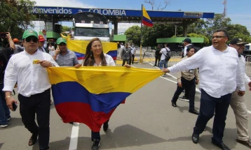 По седум години отворена границата меѓу Колумбија и Венецуела