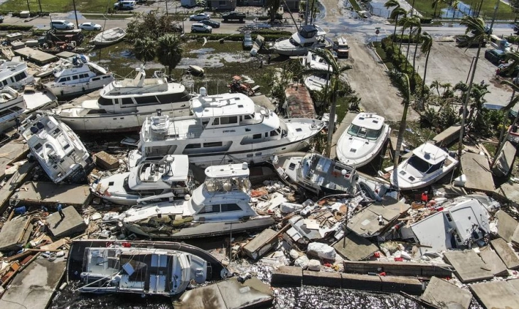 Ураганот Ијан предизвика историска штета на државата Флорида, изјави гувернерот Де Сантис