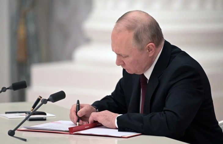 Со указ на Путин, Русија станува сопственик на украинската нуклеарка Запорожје