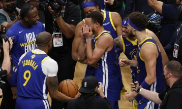 Голден Стејт потпиша со Тај Џером