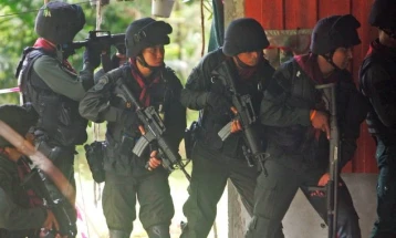 Најмалку 31 загинат во престрелка во Тајланд