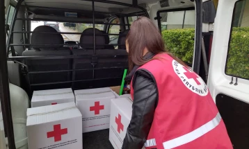 Општинскиот Црвен крст помогнa четири велешки семејства од продажбата на џиновската пита пастрмајлија